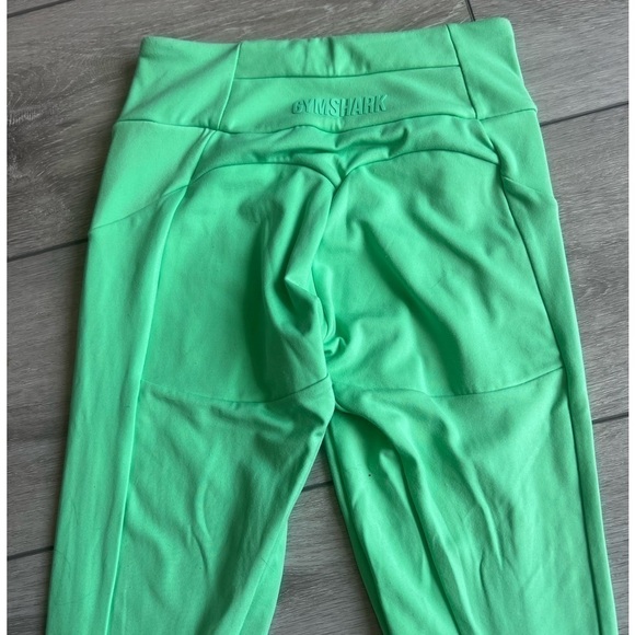 Gymshark butt shaping bright mint athletic leggings size xs - Picture 1 of 9
